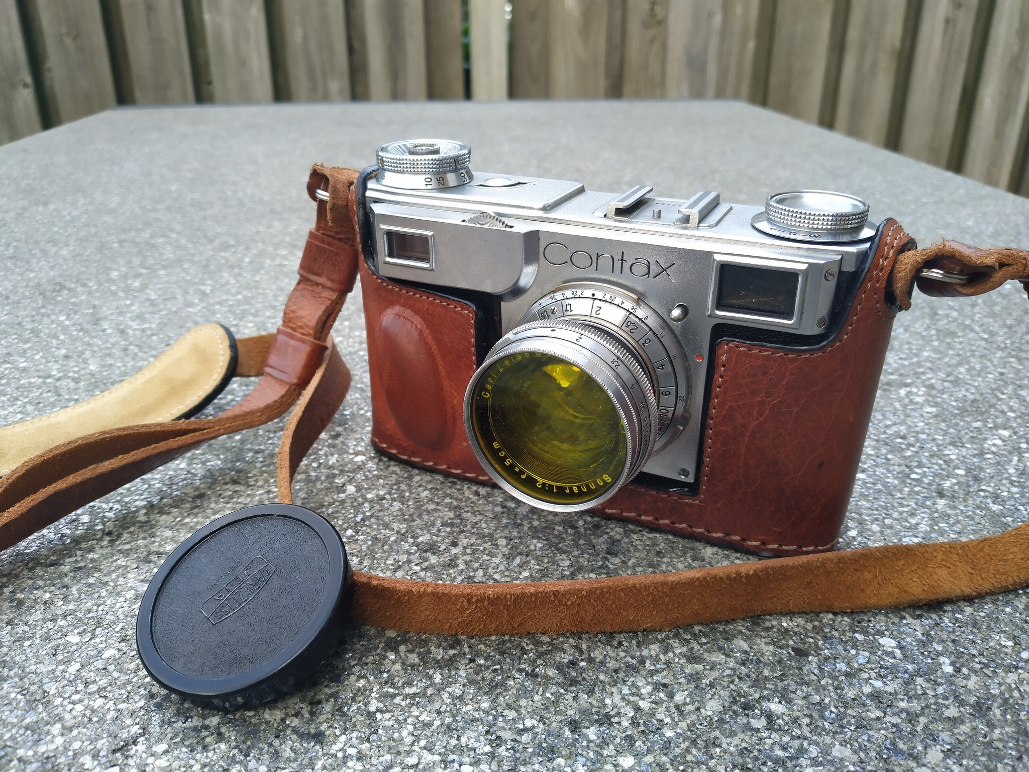 1938 Contax II, strap repair
