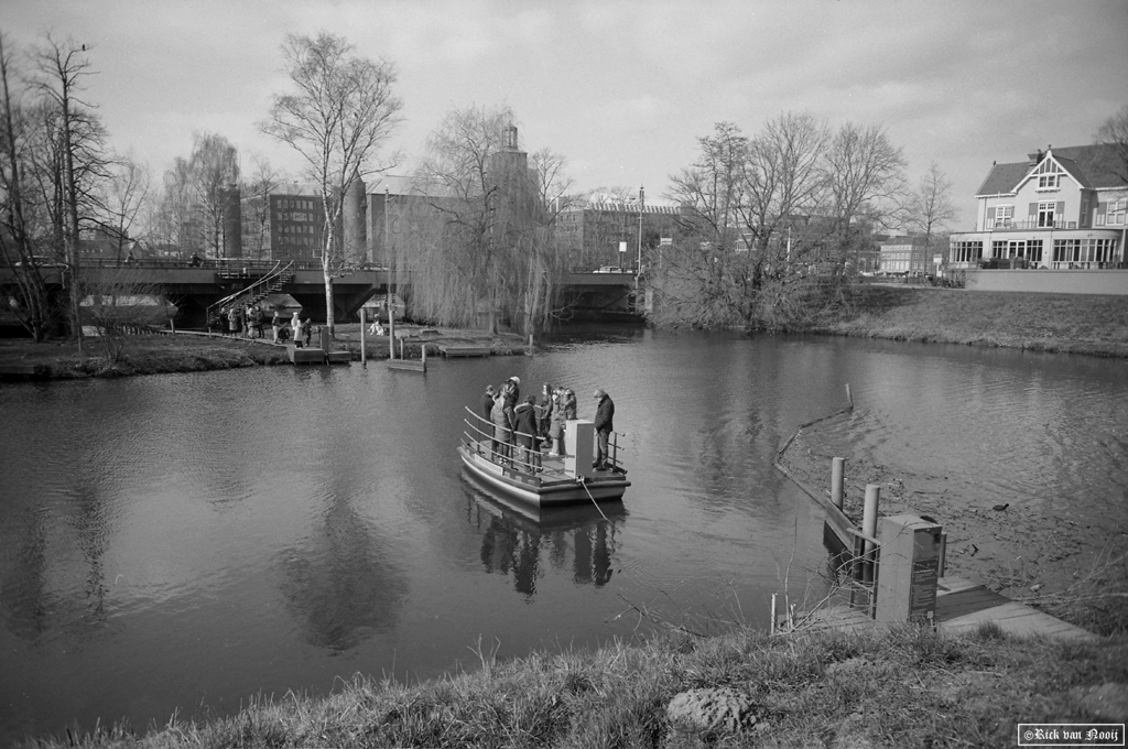 Leica IIIc, 28mm f/6.3 Hektor, Fomapan 100
