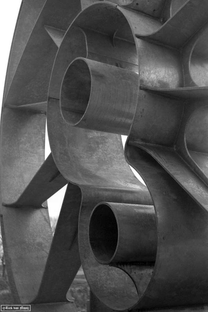 5cm f/2.5 Hektor, APX100
