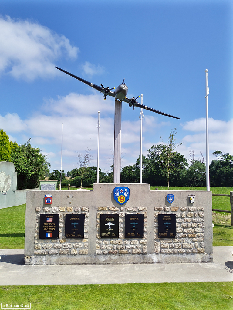 NO240040.jpg