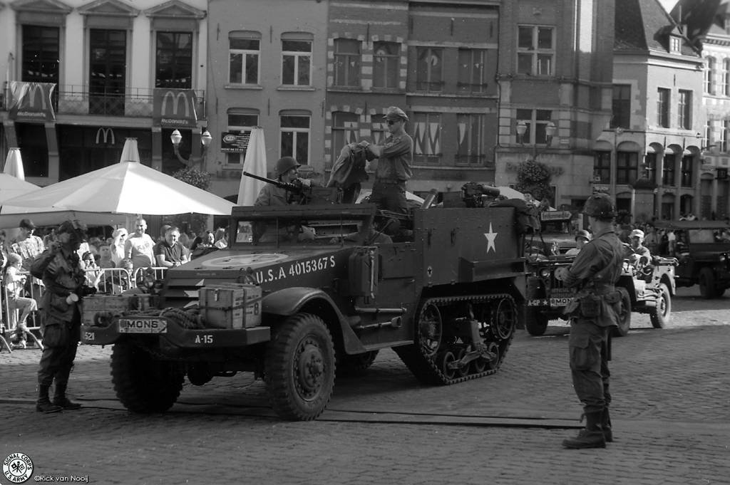 Leica IIIc, 73mm/50mm Hektor, Rollei Retro 80s
