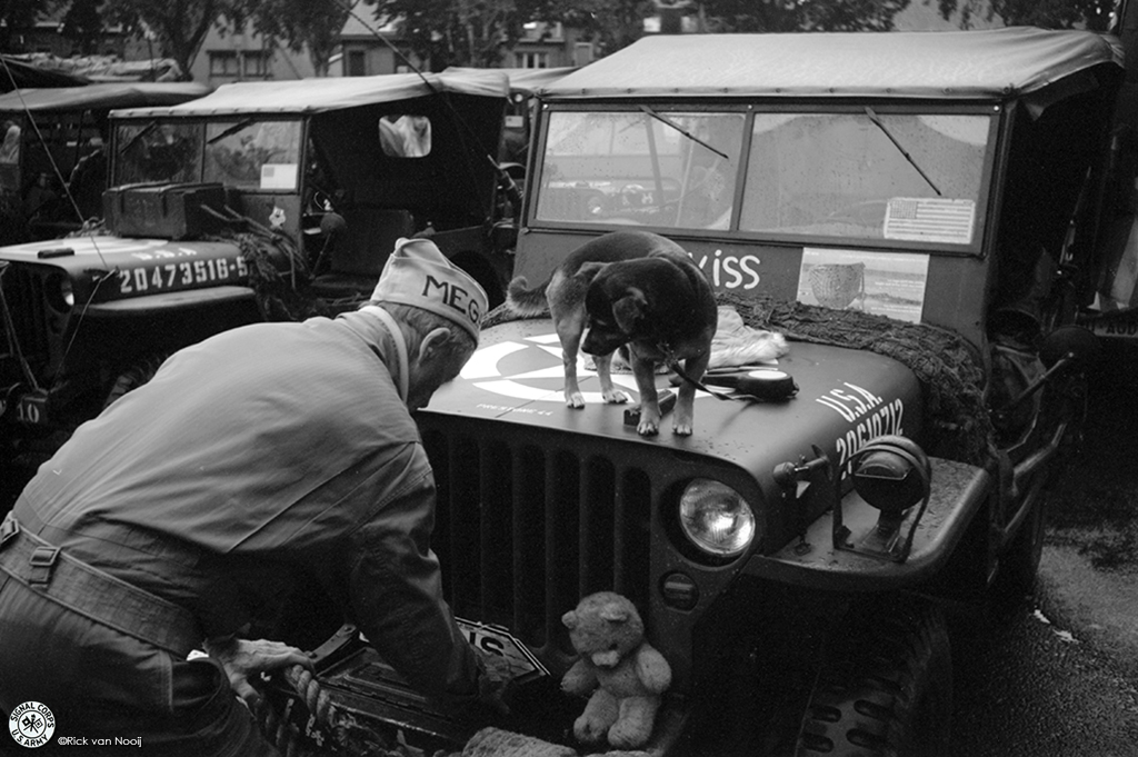 Leica IIIc, 35mm f/3.5 Elmar, Rollei Retro 80s
